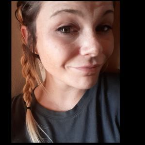 Meet your Posher, Tosha